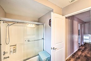 Bright California Home w/ Patio < 1 Mi to Hiking!