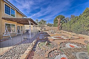 Bright California Home w/ Patio < 1 Mi to Hiking!