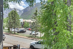 Telluride Condo: Walk to Lift, Bear Creek, & More!