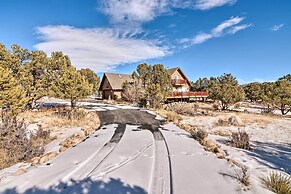 Buena Vista Oasis w/ Mtn Views, 3 Mi to Dtwn!