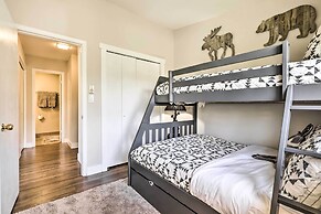 Chic Condo: Steps to Beaver Creek Ski Slopes!