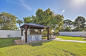 Royal Palm Beach Retreat ~ 13 Mi to Beach!