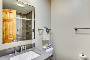 Newly Upgraded Avon Condo w/ Pool & Hot Tub Access