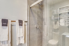 Newly Upgraded Avon Condo w/ Pool & Hot Tub Access