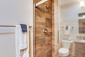 Newly Upgraded Avon Condo w/ Pool & Hot Tub Access