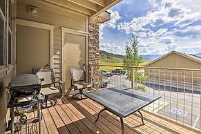 Balcony & Grill: Mtn-view Retreat in Granby!