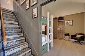 Ski-in/ski-out Granby Ranch Condo w/ Mountain View