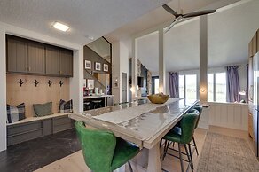 Ski-in/ski-out Granby Ranch Condo w/ Mountain View