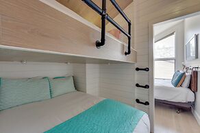 Ski-in/ski-out Granby Ranch Condo w/ Mountain View