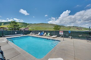 Ski-in/ski-out Granby Ranch Condo w/ Mountain View