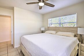 Cute & Cozy Florida Duplex: Walk to Beaches!