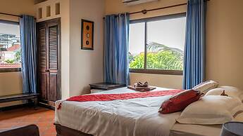 DEN HOTEL TOTONOU SIEM REAP