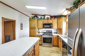 Hermosa Home w/ Deck: 2 Mi to Custer State Park!