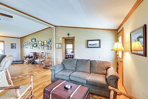 Hermosa Home w/ Deck: 2 Mi to Custer State Park!