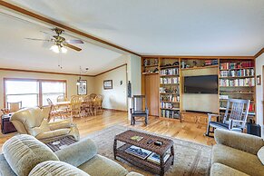 Hermosa Home w/ Deck: 2 Mi to Custer State Park!
