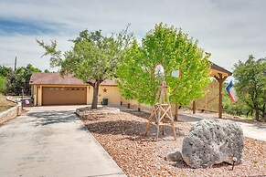 'lodge at Rocky Creek' w/ Private Hot Tub & Yard!