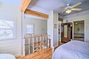 Grand Fredericksburg Retreat - Walk to Main St!