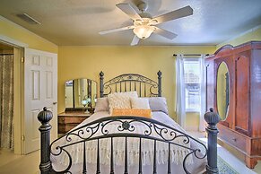 Grand Fredericksburg Retreat - Walk to Main St!