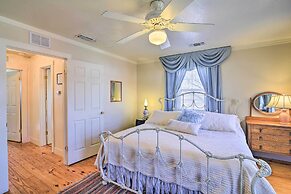 Grand Fredericksburg Retreat - Walk to Main St!