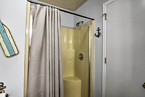 2 Mi to Silver Dollar City: Reed Springs Condo