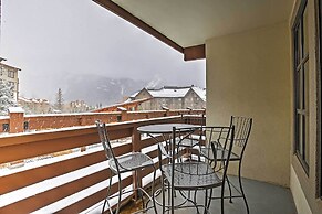 Walk to Copper Mountain: Center Village Condo!