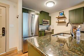 Walk to Copper Mountain: Center Village Condo!