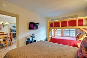 Walk to Copper Mountain: Center Village Condo!