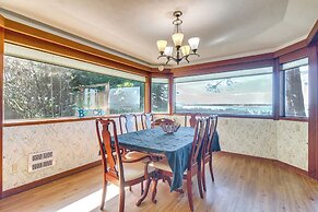 Enchanting Coos Bay Sanctuary w/ Lush Views!