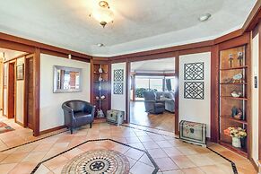 Enchanting Coos Bay Sanctuary w/ Lush Views!