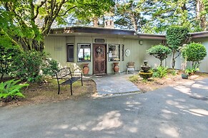 Enchanting Coos Bay Sanctuary w/ Lush Views!