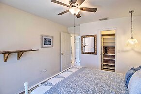 Pet-friendly Sebastian Home on Lake; Golf Nearby