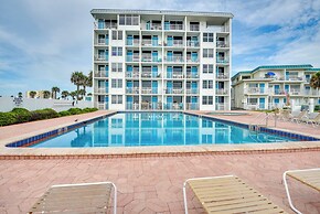 Daytona Beach Condo w/ Ocean-view Balcony!