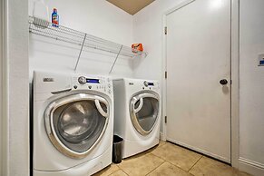 Coastal Retreat Near Redwoods & 2 Miles to Beach!