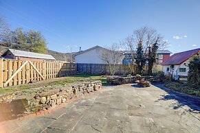 Damascus Vacation Rental - Bike, Hike & Sip!