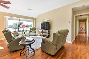 Lakefront Houston House - 1 Mi to Space Center!