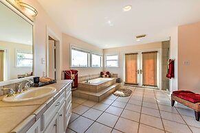 Lakefront Houston House - 1 Mi to Space Center!