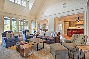 Pool & Mountain Views: Stunning Mill Spring Home!