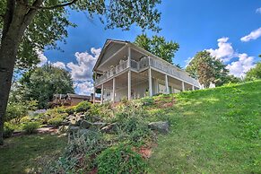 Charming Hanoverton Cottage on Guilford Lake!
