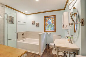 Private Blue Ridge Retreat: Hot Tub & Pool Table!