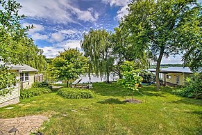 Peaceful Horicon Studio w/ Rock River Access!