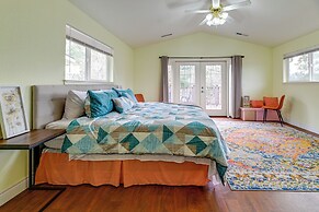 Spacious Grants Pass Home w/ Hot Tub & Views!