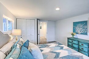 Tacoma 'dash Point Beach Cabin' w/ Balcony!