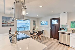 Tacoma 'dash Point Beach Cabin' w/ Balcony!