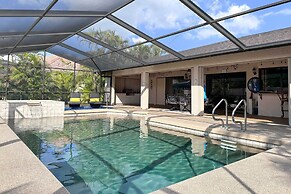 4 Mi to Beach: Coastal Cape Coral Home