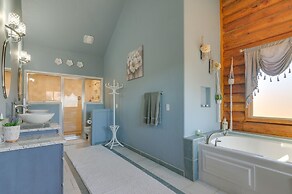 'the Cliffrose Cabin' - Hike, Relax, Explore!