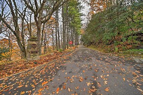 Breathtaking Highlands Condo w/ Mountain View