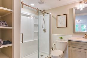 Adorable Charlotte Vacation Rental in Noda!