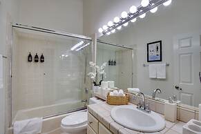 Palm Desert Oasis w/ Hot Tub < 1 Mi to Golf!