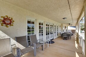 Palm Desert Oasis w/ Hot Tub < 1 Mi to Golf!
