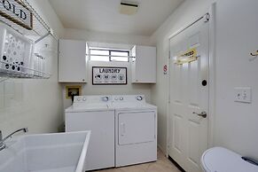 Palm Desert Oasis w/ Hot Tub < 1 Mi to Golf!